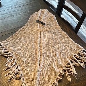 EARTHBOUND Tan Knit Shawl